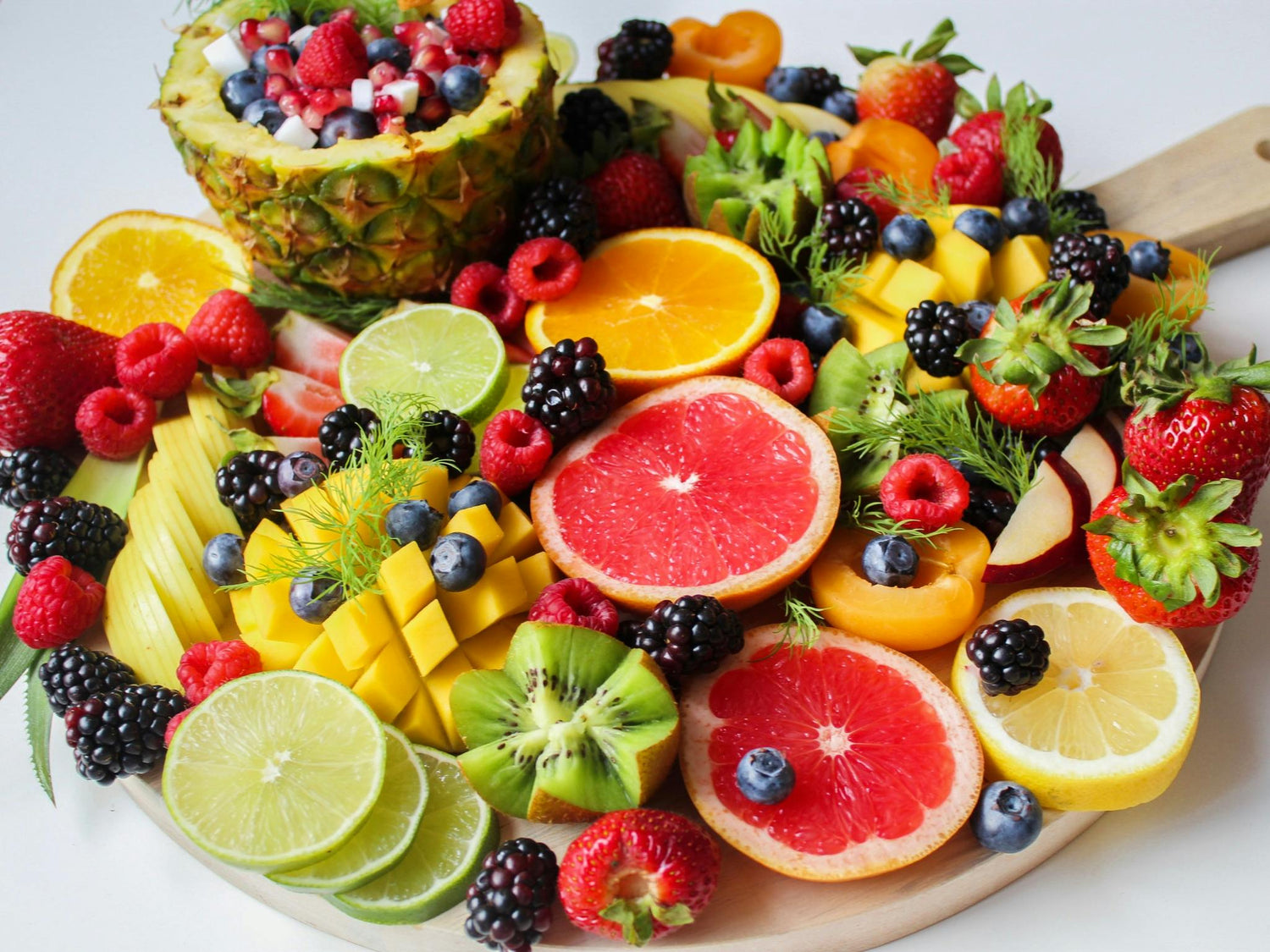 FRESH FRUITS & VEGS